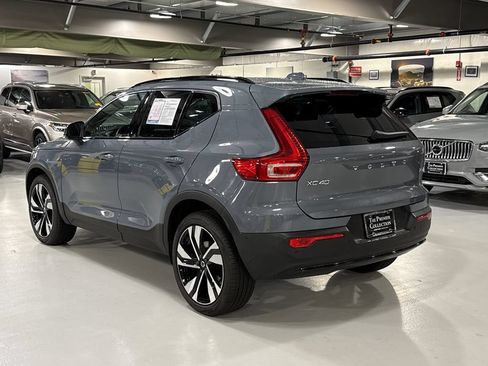 Certified 2023 Volvo XC40 B5 Plus w/ Driver Assist Package AWD/4WD image 4