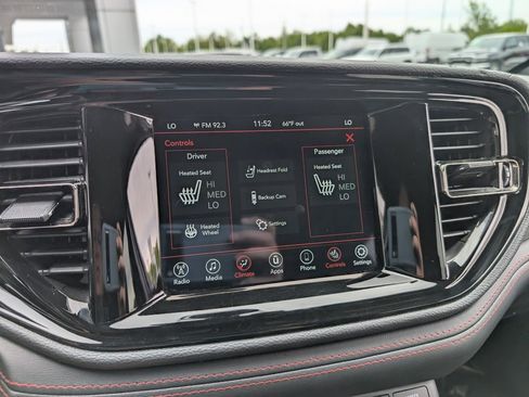 Used 2023 Dodge Durango GT image 28