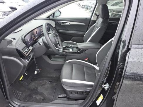 Used 2025 Buick Envision Sport Touring image 8