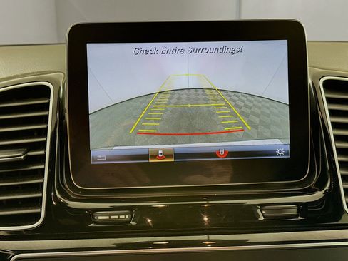 Used 2018 Mercedes-Benz GLE 350 4MATIC image 23