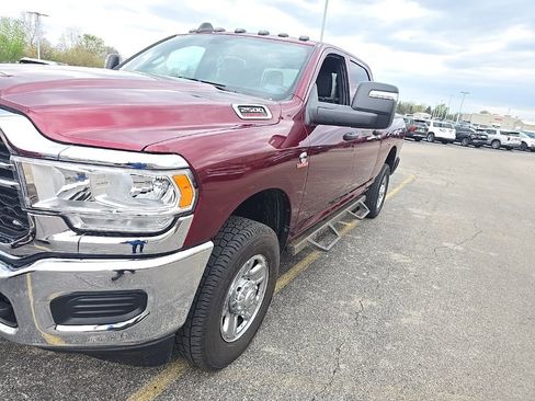 Used 2024 RAM 2500 Tradesman w/ Chrome Appearance Group image 3