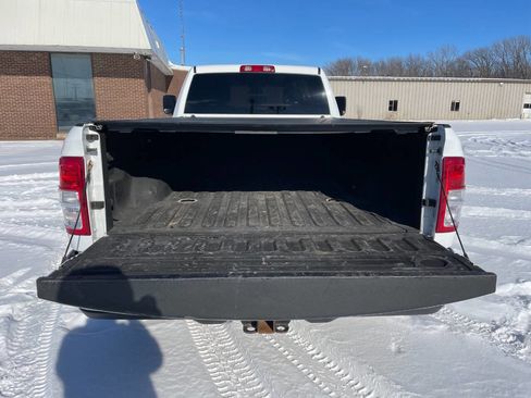 Used 2020 RAM 3500 Big Horn image 13