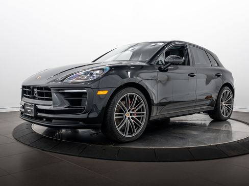 Certified 2026 Porsche Macan S AWD/4WD image 1