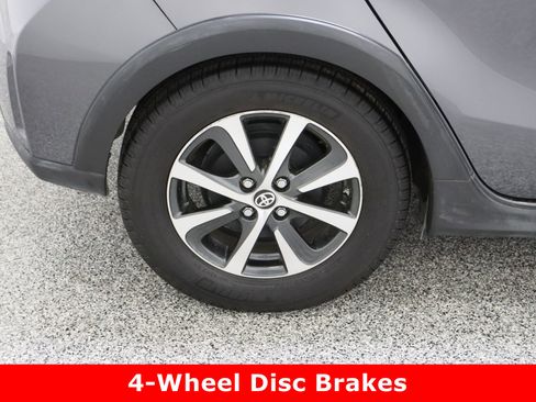 Used 2019 Toyota Prius C LE 1.5L/Electric image 6