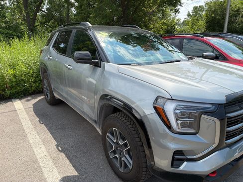 Used 2026 GMC Terrain AT4 w/ Convenience Package III AWD/4WD image 8