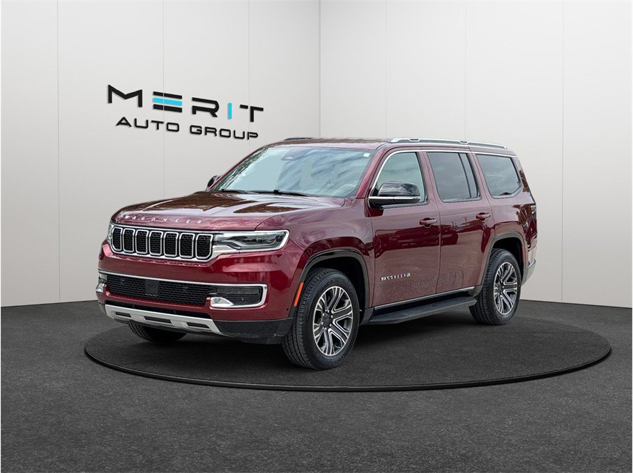 Used 2024 Jeep Wagoneer Series II w/ Flexible Seating Group RWD image 4