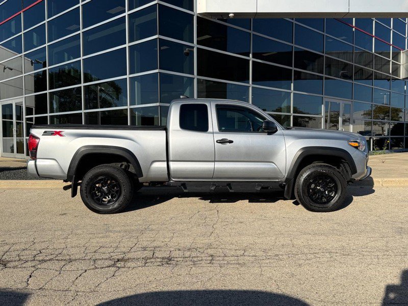 Used 2022 Toyota Tacoma SR w/ SX Package AWD/4WD image 2