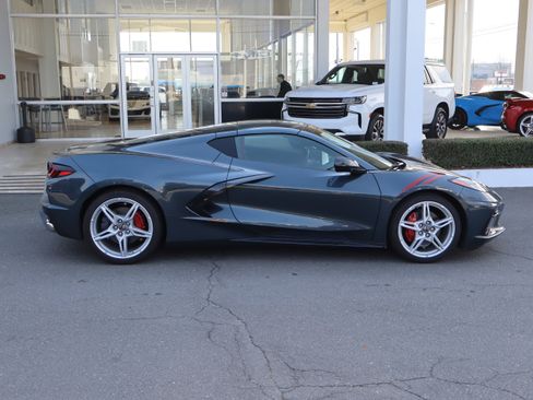 Used 2021 Chevrolet Corvette Stingray Coupe w/ Battery Protection Package image 11