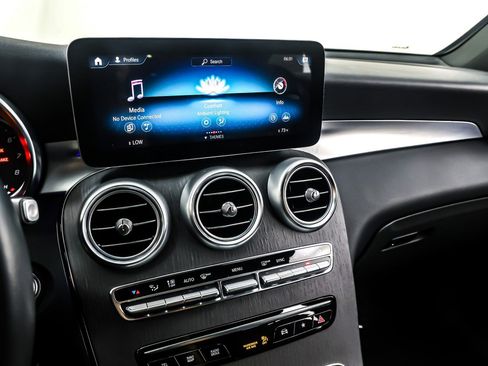 Used 2022 Mercedes-Benz GLC 300 image 19