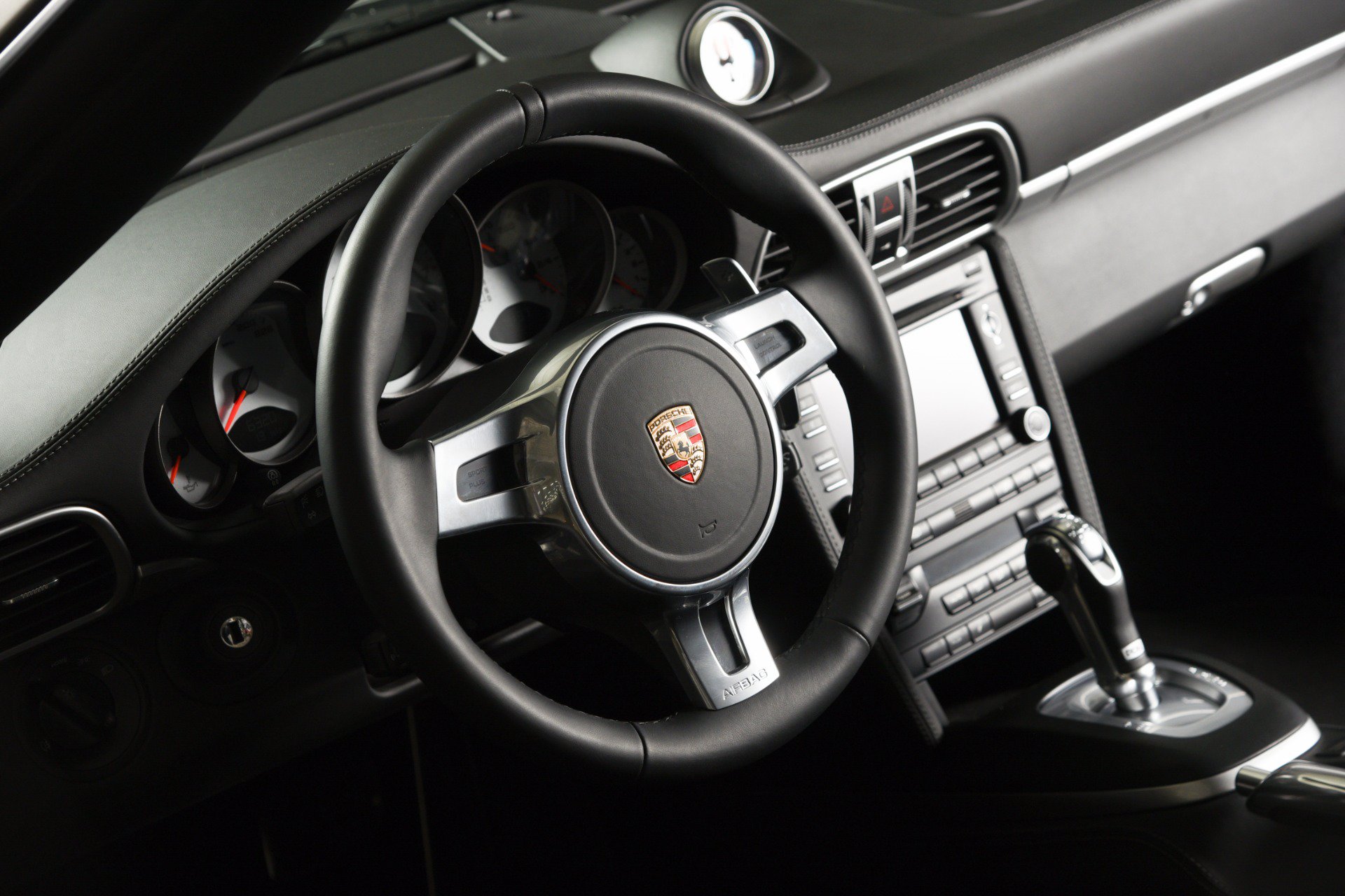 Used 2013 Porsche 911 Turbo S AWD/4WD image 4