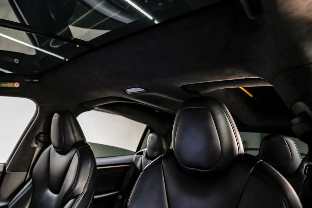 Used 2020 Tesla Model X Long Range AWD/4WD image 5