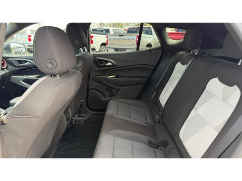 Certified 2024 Chevrolet Trax RS w/ Driver Confidence Package image 19