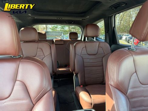 Used 2024 Kia Telluride SX Prestige AWD/4WD image 11