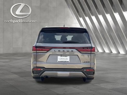 Certified 2025 Lexus LX 600 4WD w/ Appearance Package image 26