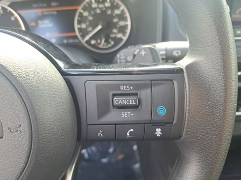 Certified 2023 Nissan Rogue SV AWD/4WD image 22