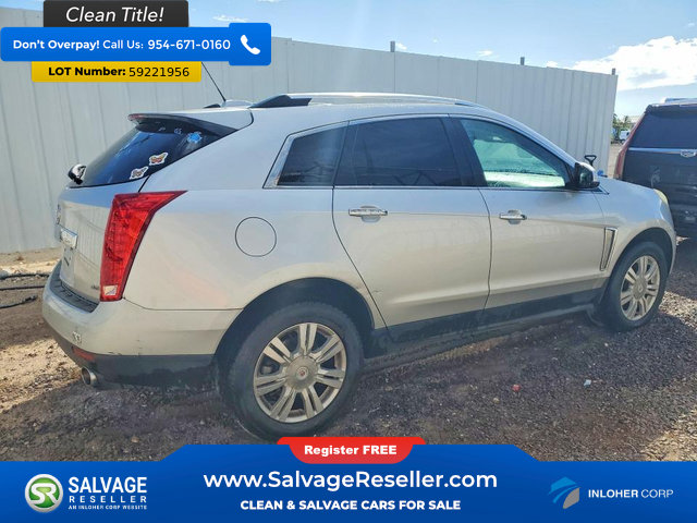 Used 2015 Cadillac SRX Luxury w/ Driver Awareness Package FWD image 4