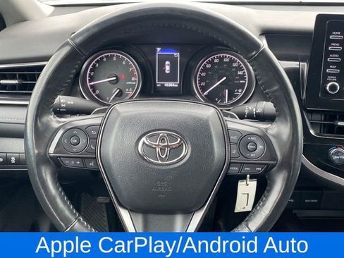 Used 2023 Toyota Camry SE image 6