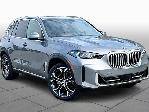 New 2026 BMW X5 xDrive40i w/ M Sport Package image 2