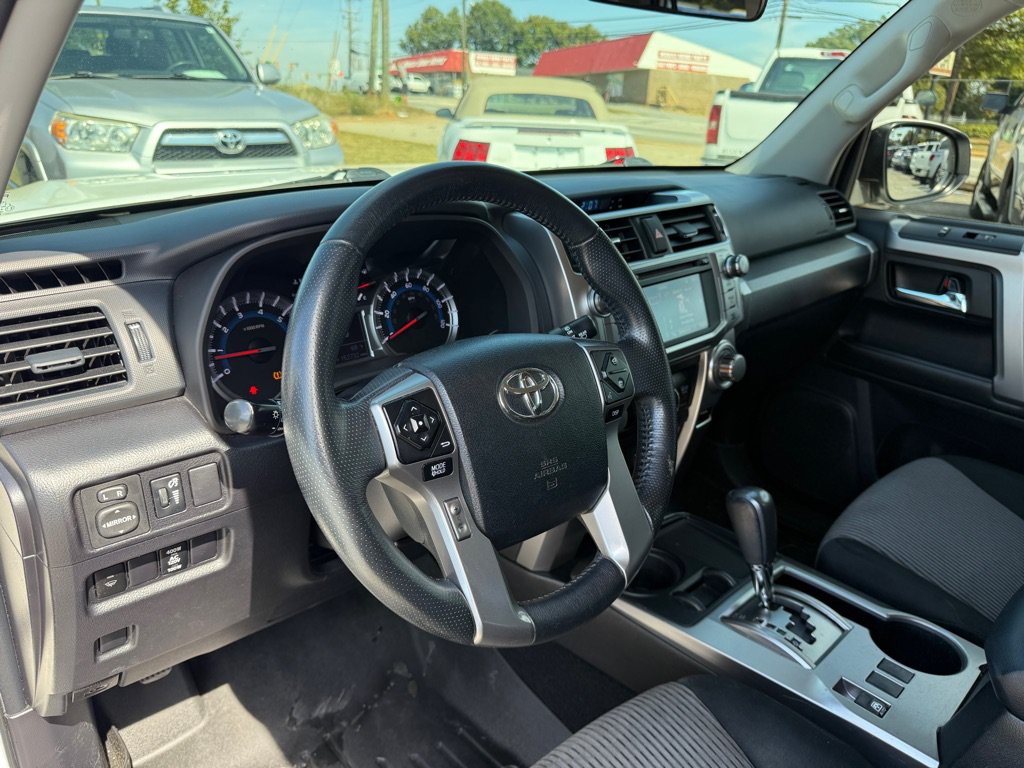 Used 2014 Toyota 4Runner SR5 RWD image 10