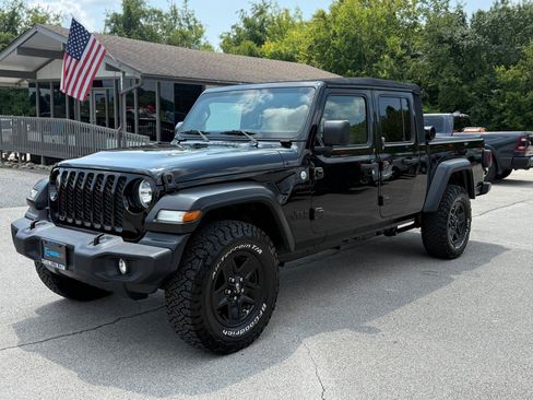 Used 2020 Jeep Gladiator Sport w/ Quick Order Package 24S AWD/4WD image 10