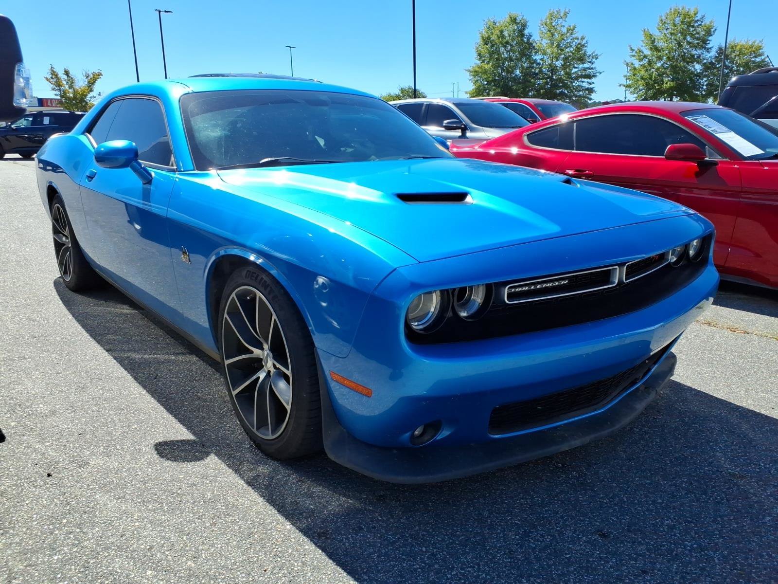 Used 2018 Dodge Challenger R/T Scat Pack RWD image 1