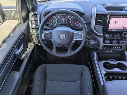 New 2026 RAM 1500 4x4 Crew Cab image 17