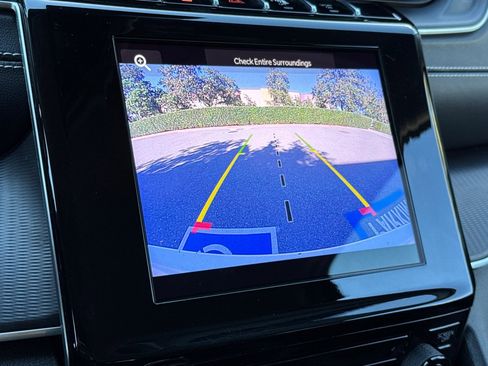 Used 2023 Jeep Grand Cherokee Laredo image 22