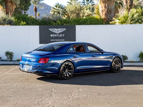 Certified 2023 Bentley Flying Spur V8 image 11