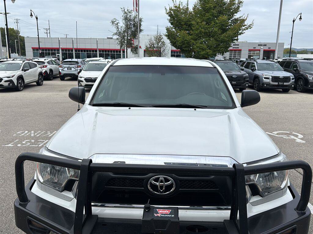 Used 2015 Toyota Tacoma 4x4 Double Cab w/ TRD Off-Road Package image 4