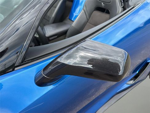 Used 2015 Chevrolet Corvette Z06 w/ 3LZ Preferred Equipment Group RWD image 14