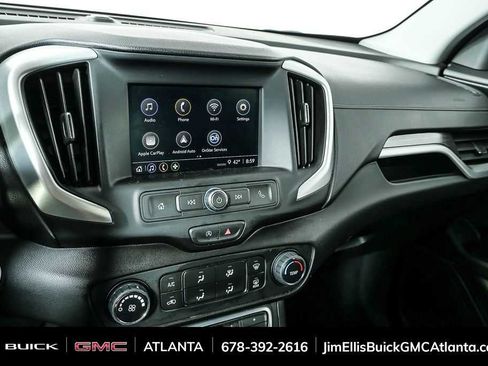 Used 2024 GMC Terrain SLE FWD image 12
