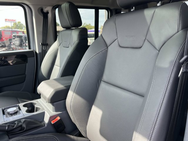 Used 2026 INEOS Grenadier Station Wagon AWD/4WD image 29