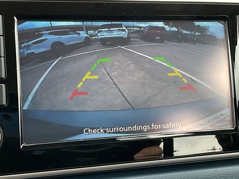 Used 2025 Nissan Versa SV image 28