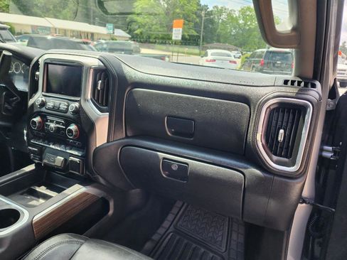 Used 2020 Chevrolet Silverado 1500 LT Trail Boss AWD/4WD image 14