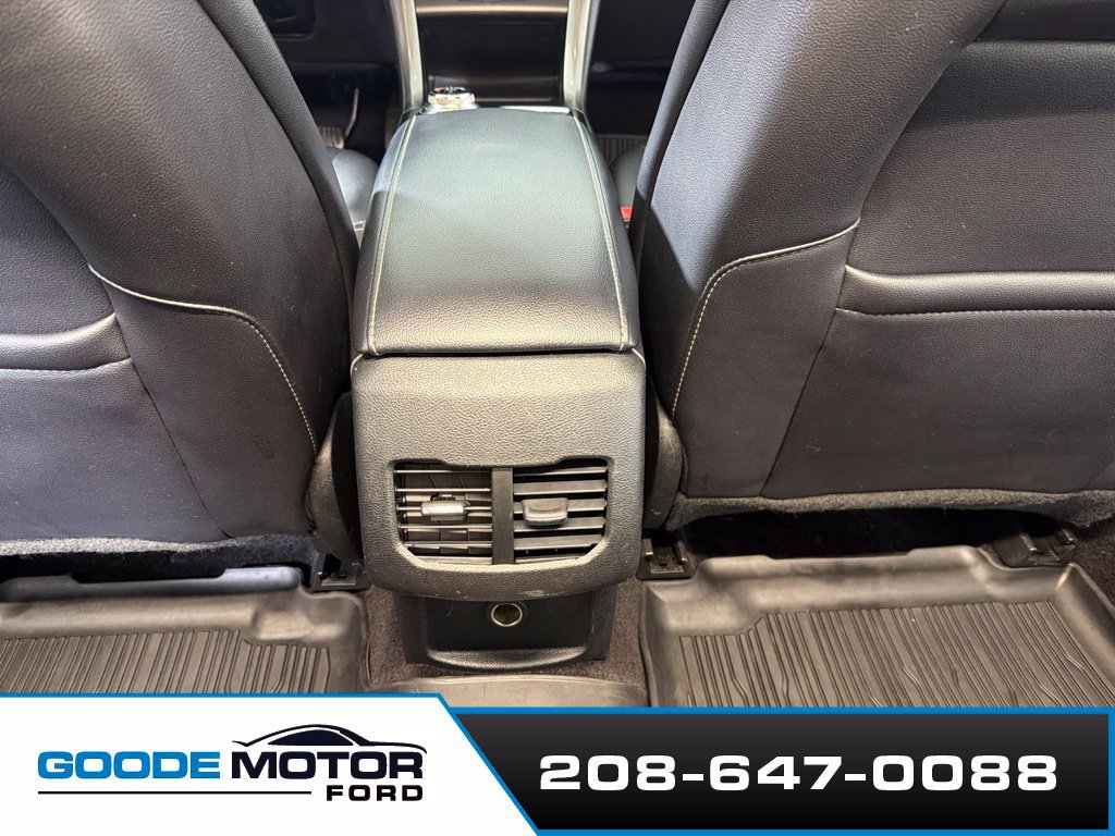 Used 2017 Ford Fusion SE w/ Equipment Group 201A FWD image 20