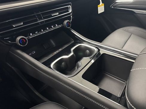 New 2026 Chevrolet Traverse LT w/ Sun and Wheel Package image 21