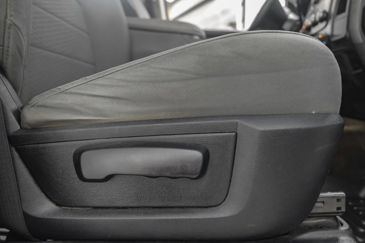 Used 2014 RAM 2500 Tradesman w/ Chrome Appearance Group AWD/4WD image 31
