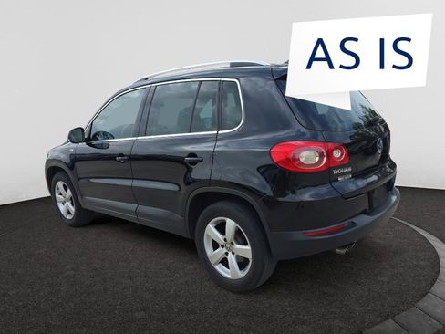 Used 2010 Volkswagen Tiguan Wolfsburg Edition AWD/4WD image 3
