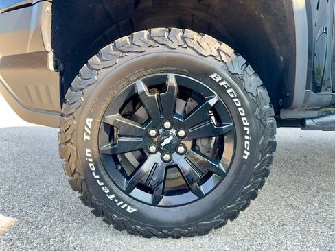Used 2018 Chevrolet Colorado ZR2 w/ ZR2 Midnight Special Edition AWD/4WD image 28