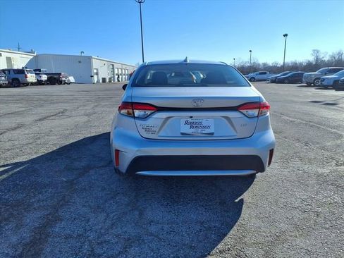 Used 2022 Toyota Corolla LE image 21