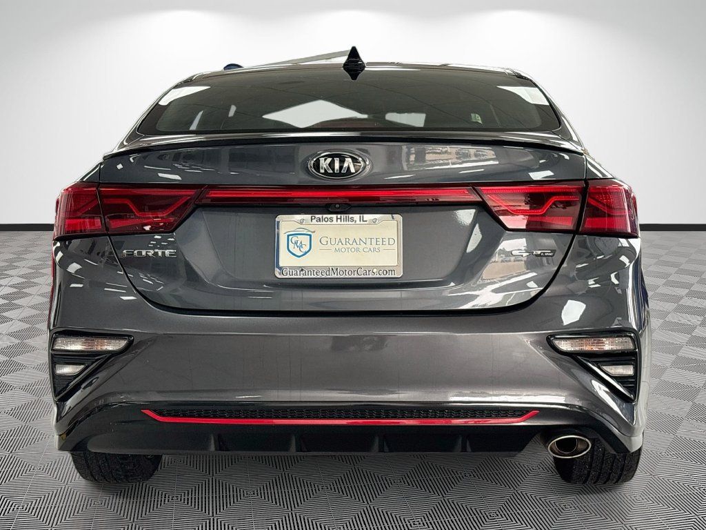 Used 2021 Kia Forte GT-Line FWD image 9