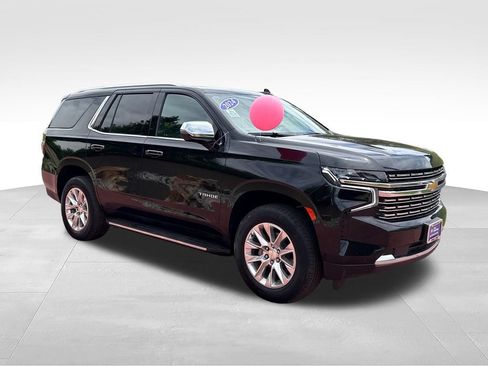 Used 2024 Chevrolet Tahoe Premier AWD/4WD image 1