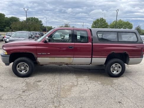 Used 1995 Dodge Ram 1500 Truck 4x4 Club Cab image 5