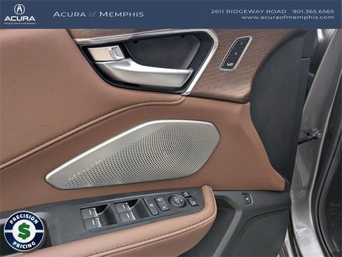 Certified 2025 Acura RDX SH-AWD w/ Advance Package image 22