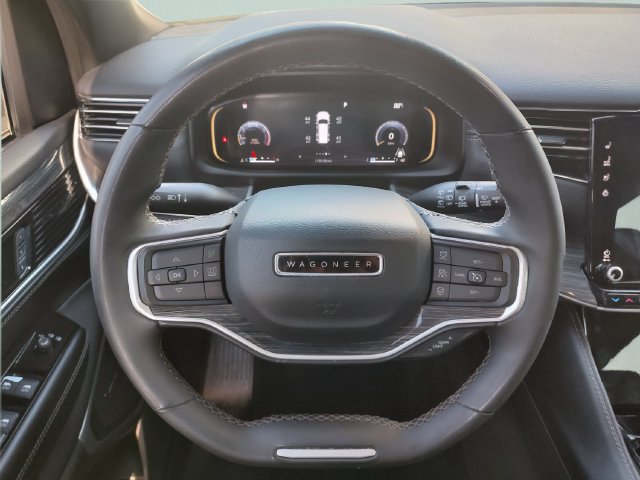 Used 2022 Jeep Wagoneer Series II w/ Premium Group I AWD/4WD image 11