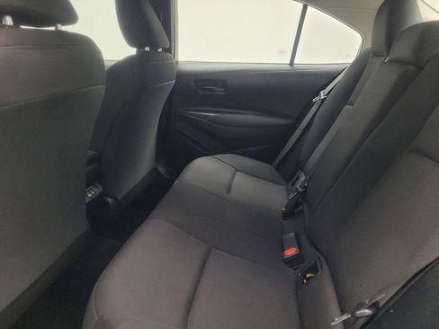 Used 2023 Toyota Corolla LE image 18