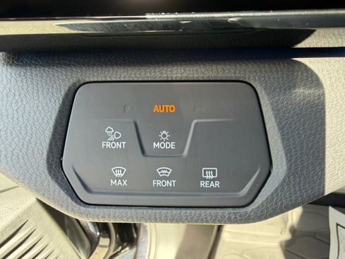 Used 2023 Volkswagen ID.4 Pro S Plus AWD/4WD image 15