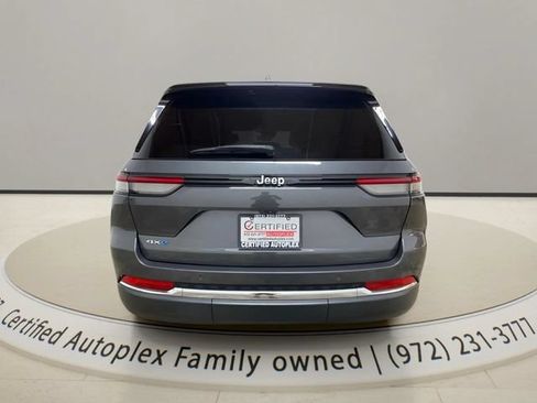 Used 2023 Jeep Grand Cherokee 4WD 4xe image 4