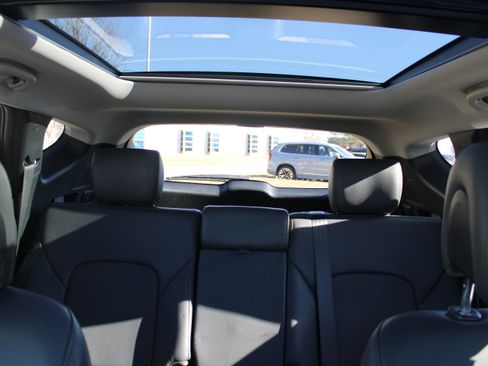 Used 2018 Hyundai Santa Fe Sport image 26