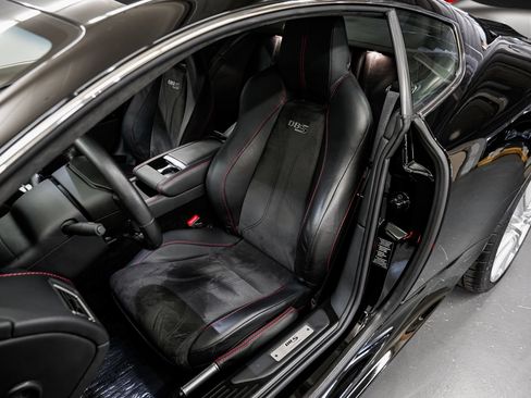 Used 2009 Aston Martin DBS Coupe RWD image 19